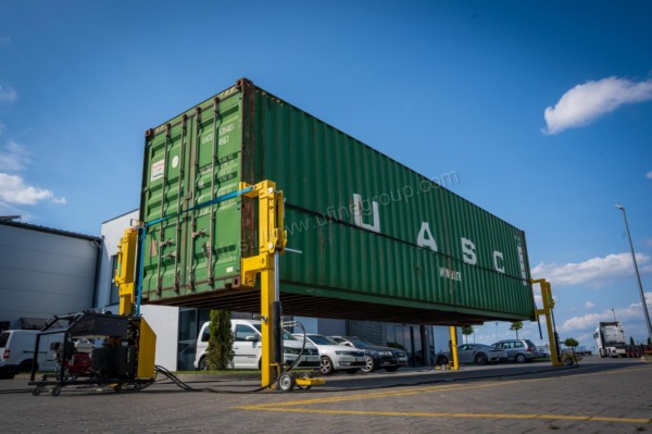 Container Lifting System to Lift Containers