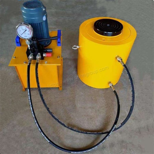 RR-1012 Durable and Long-Lasting Hydraulic Cylinders for Demanding Environments